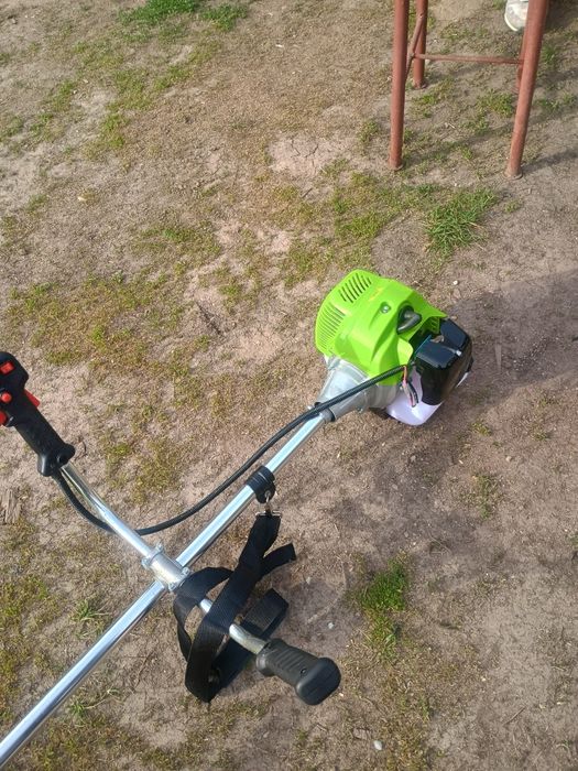 Motocoasă de umăr nouă