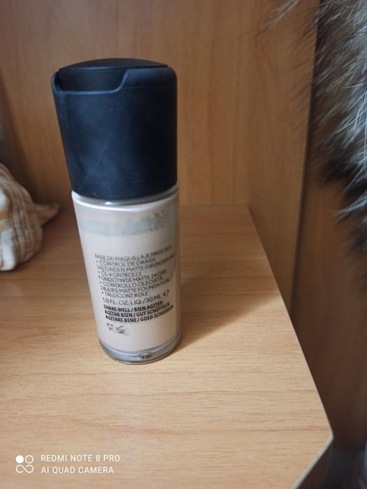 MAC Studio Fix Fluid SPF15 24HR Matte Foundation