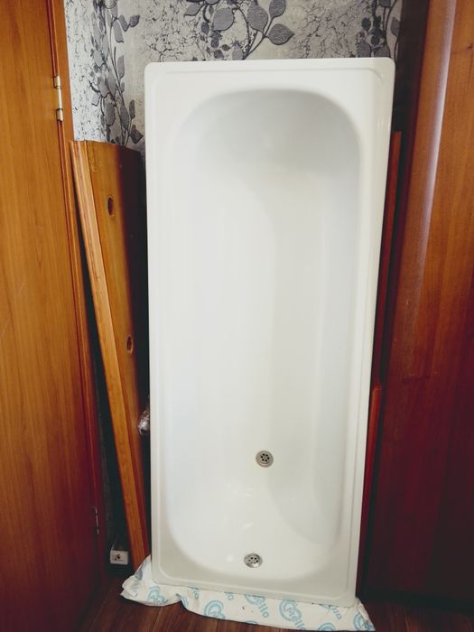 Продам ванну  большую