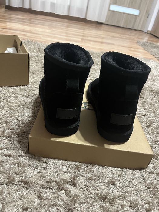 UGG Mini II Chestnut black