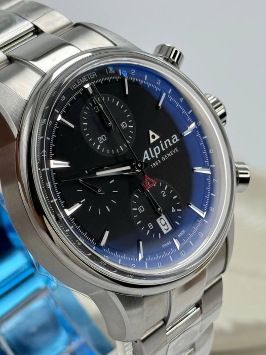 Швейцарские часы фирмы Alpina хронограф