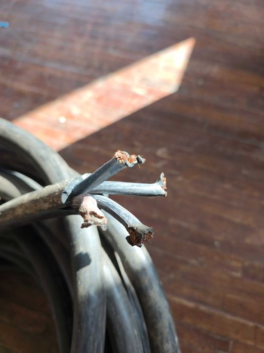 Cablu MCCG 4X16 flexibil de cupru multifilar cu izolatie de cauciuc