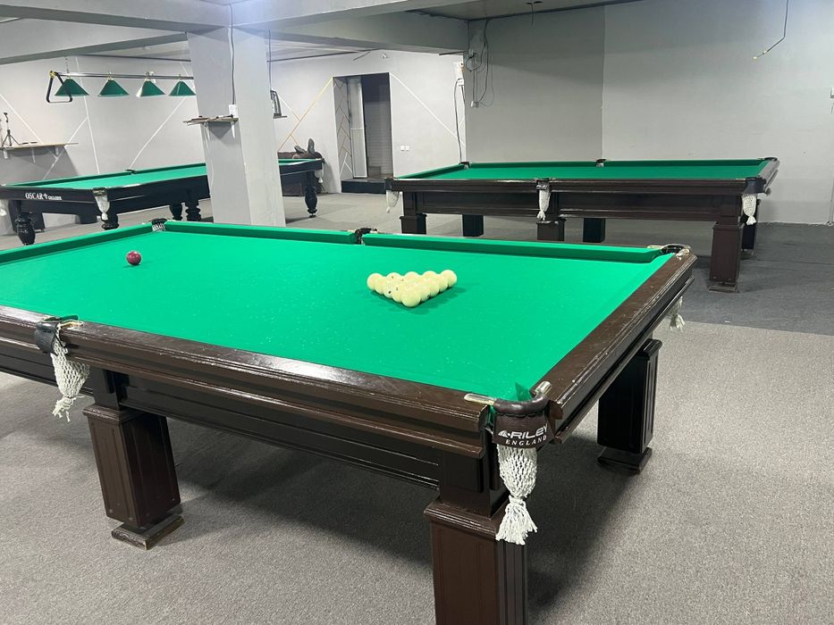 Мраморный бильярдный стол