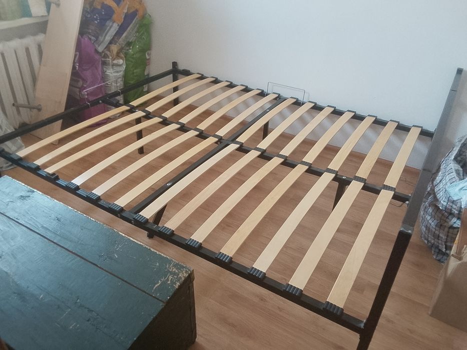 Продам каркас кровати без матраса