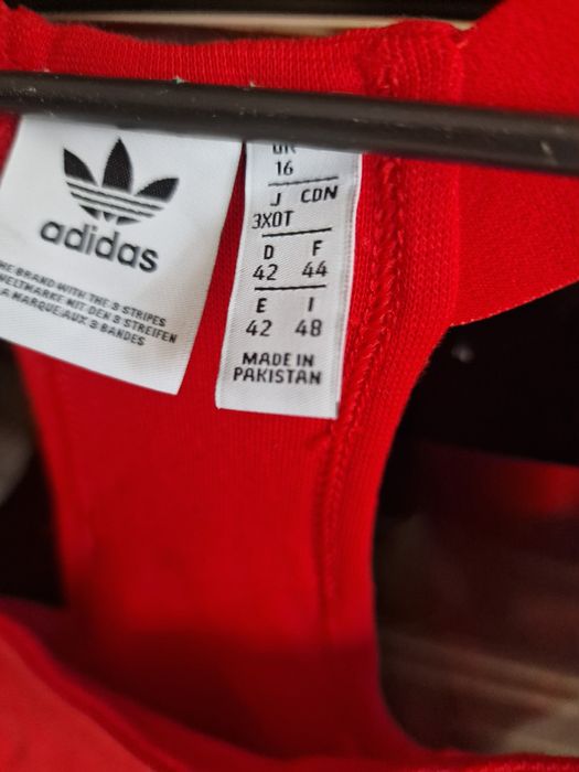 Adidas червена спортна рокля Л