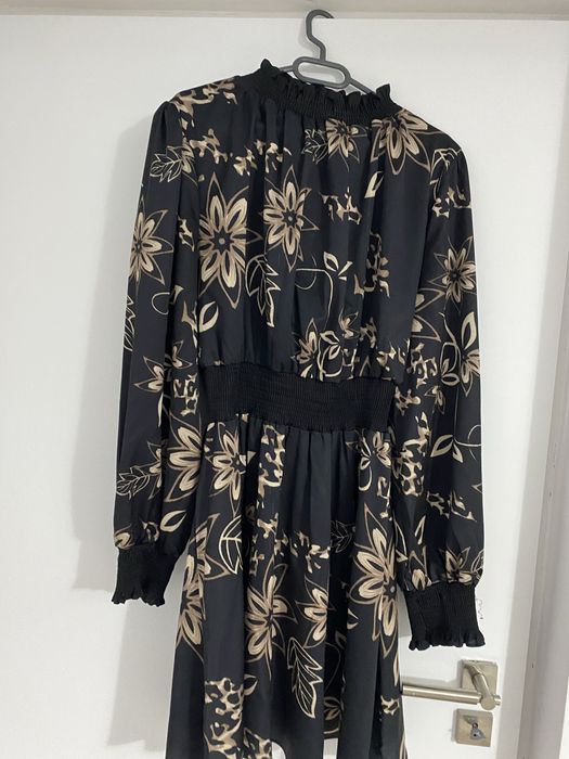 Rochie neagra cu imprimeu