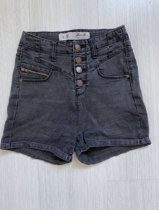 Къси панталонки H&M