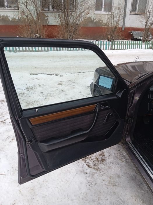 Продаю Машину Мерседес Daimler Chrysler