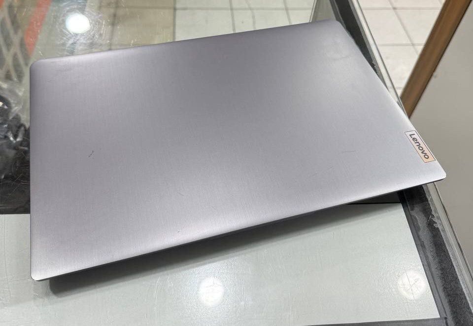 Lenovo ideapad 3