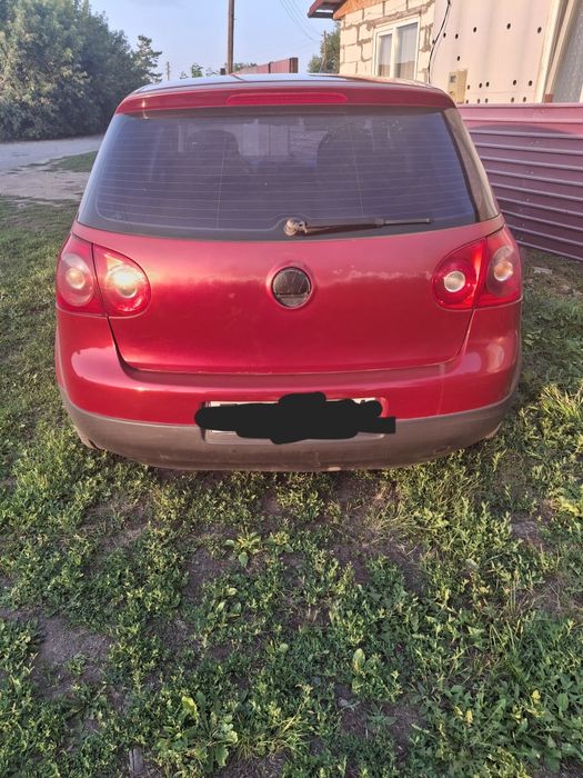 Продам гольф 5 2004 года