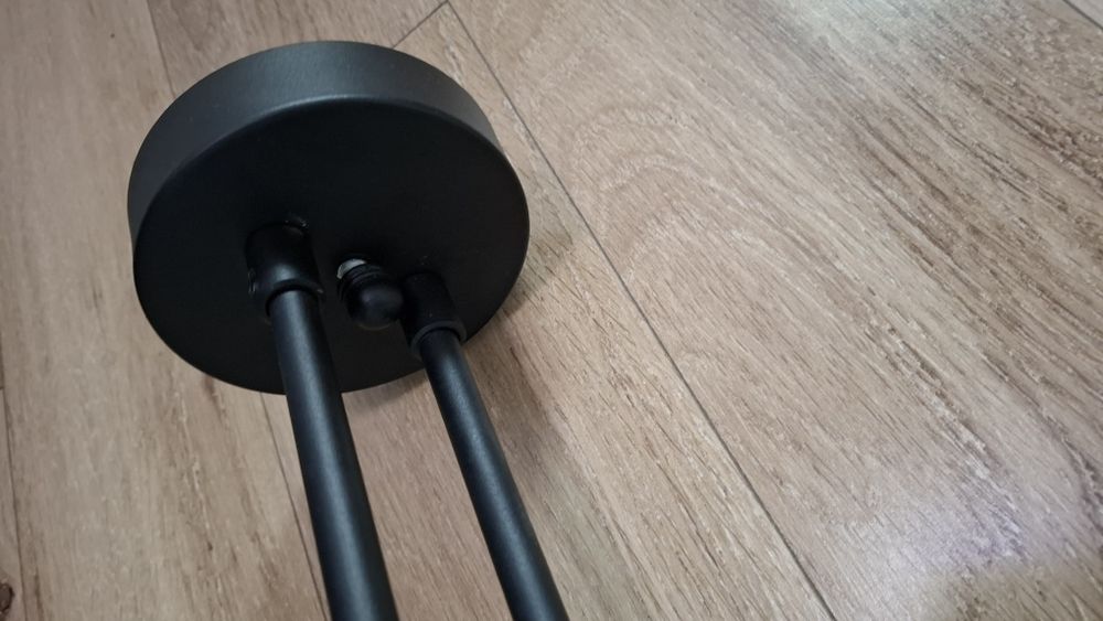 Corp iluminat artdeco negru 4 becuri