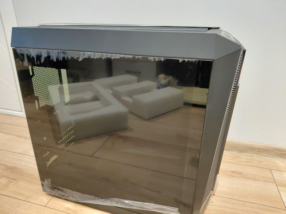 Корпус Gigabyte C450 Glass