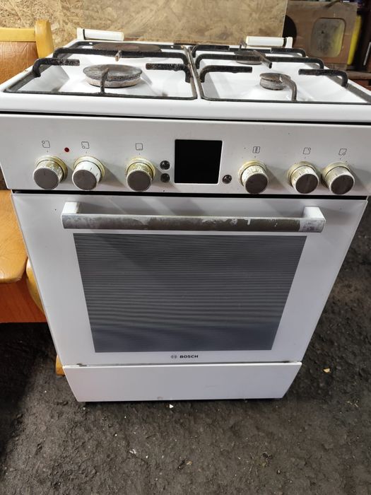 Газ плита  BOSCH
