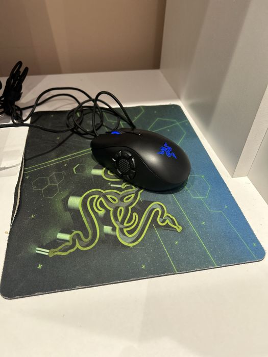 Мишка за компютър razer naga trinity