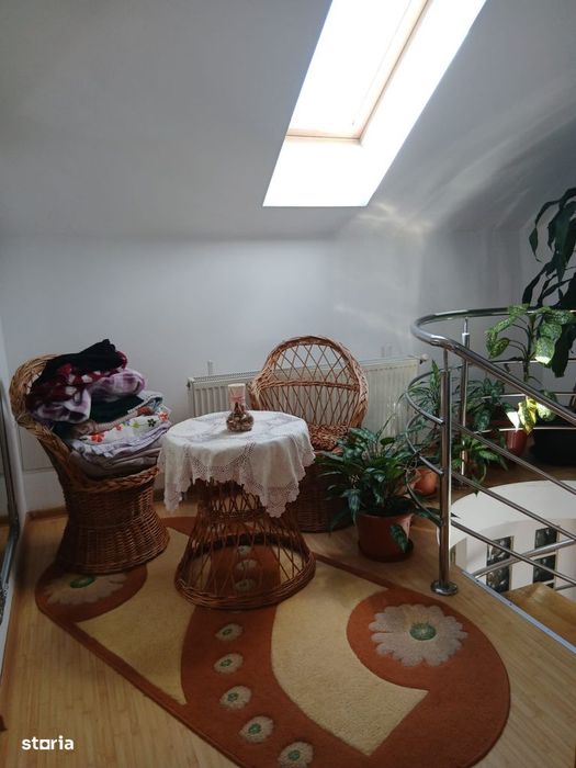 Apartament 3 camere \ 122 mp cu parcare inclusa in pret.