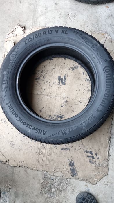 2 Anvelope Continental 225 60 R17XL ALL-SEASONS Impecabile.