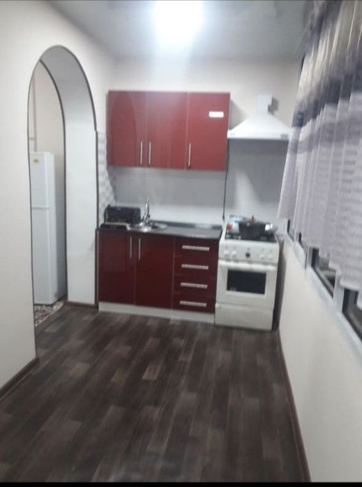 5-мкр.,Сагдиана томонда жойлашган 2 хонали квартира ижарага берилади