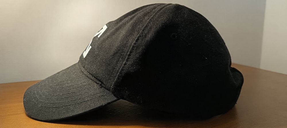 Off-White Black & White Embroidered Arrow Cap Hat Permanent authentic