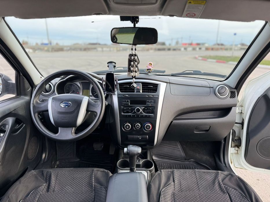 Автомобиль   Datsun mi-Do