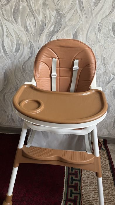 Продается ходунок и детский стульчик для кормления