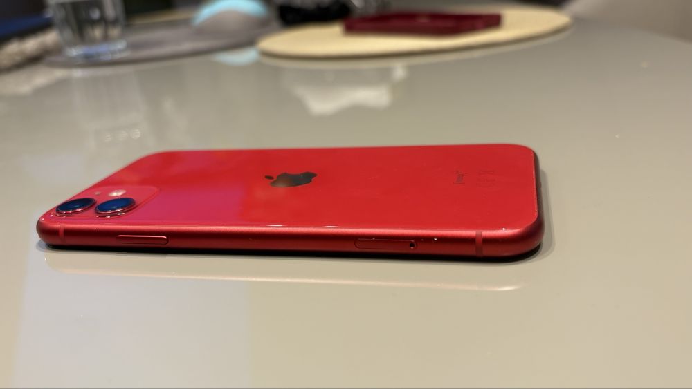 Iphone 11 red червен