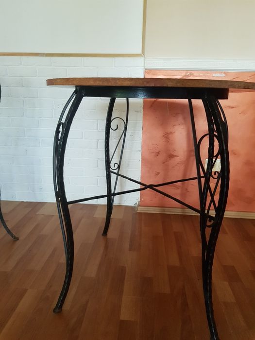 Masa si scaune din fier forjat