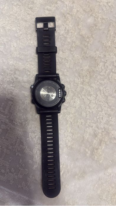 продам часы Garmin