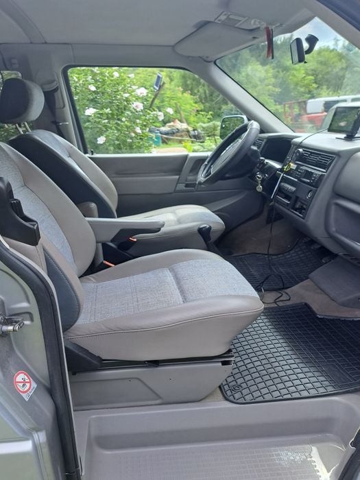 Vând Wolkswagen T4 Caravel