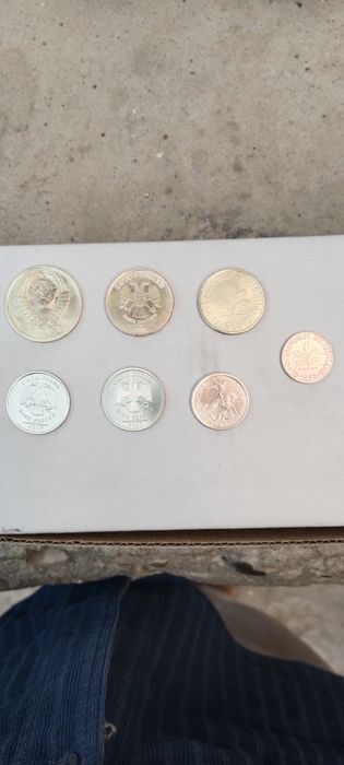 Продаётся монеты.