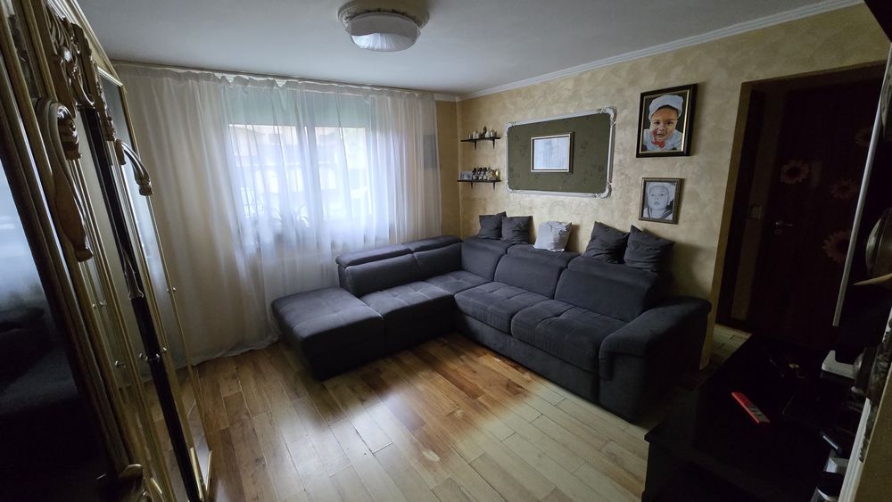 Apartament cu 2 camere Vand/schimb