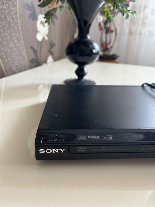 DVD player SONY!