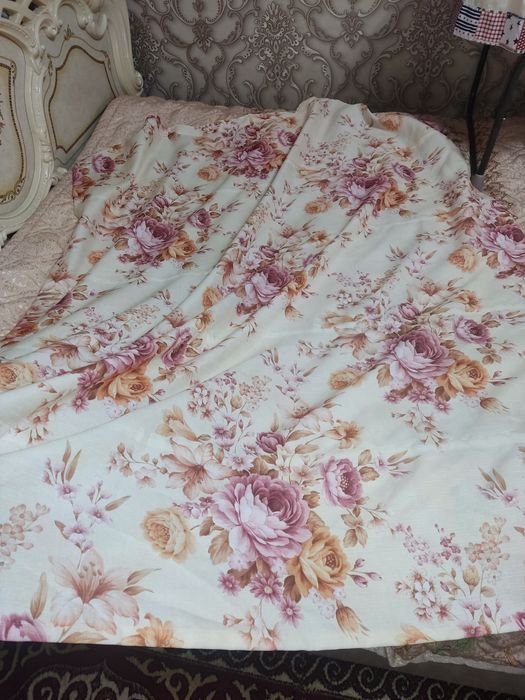 На выбор шторы! Цены уточняйте!