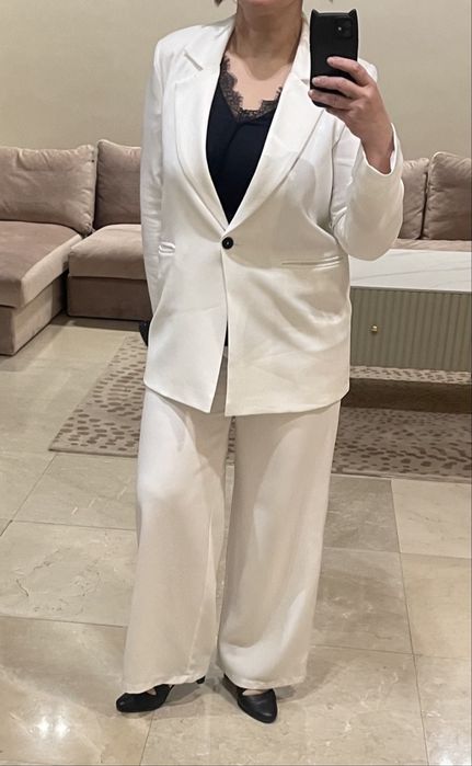 Классический брючный костюм 46 размер