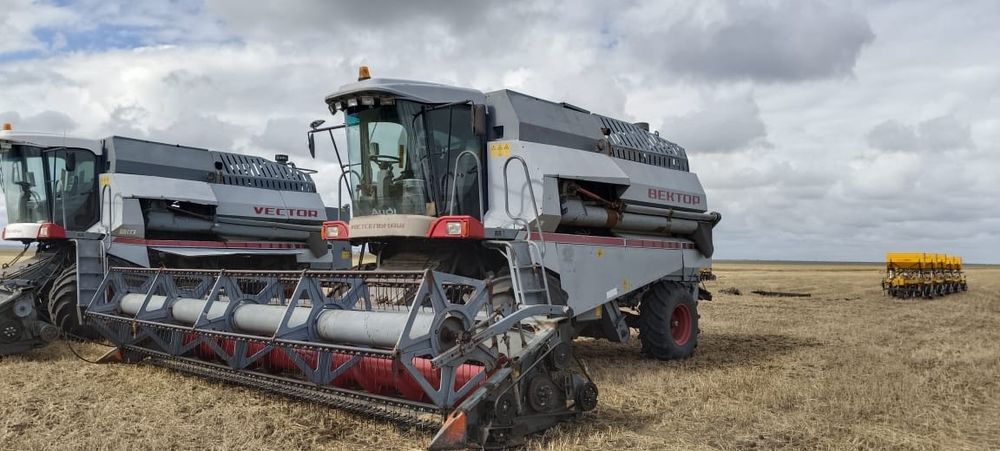 Продам, обмен комбайн вектор 410