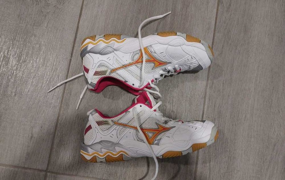 Маратонки Mizuno