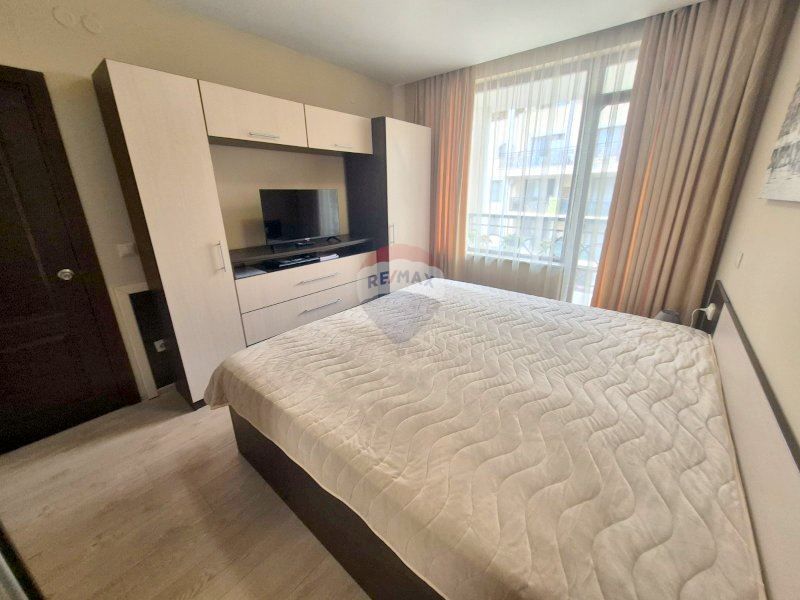 Продава се Тристаен апартамент в к.к. Златни пясъци - 118 кв.м за 1657 €/кв.м - Снимка #8