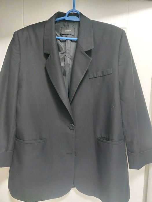 Продам пиджак черный