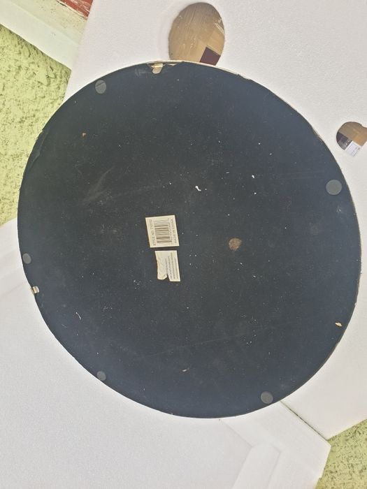 Tava galerie cu oglinda