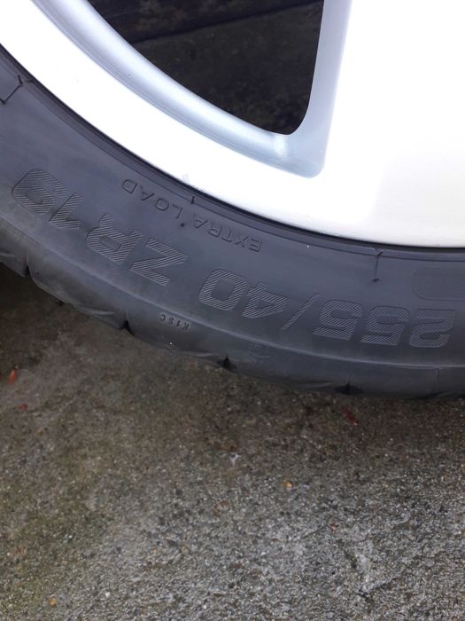 Джанти с гуми 19 цола 255/40 R19 за ауди