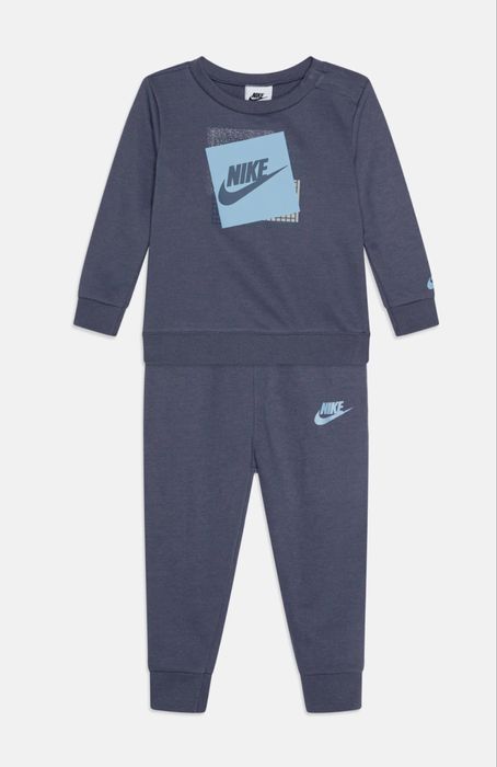 Продам спортивку Nike