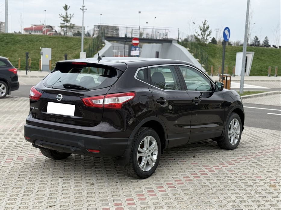 Nissan Qashqai, 2016,benzină E6
