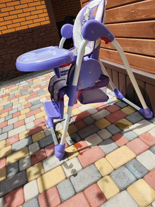 Продам детский стульчик для кормления.