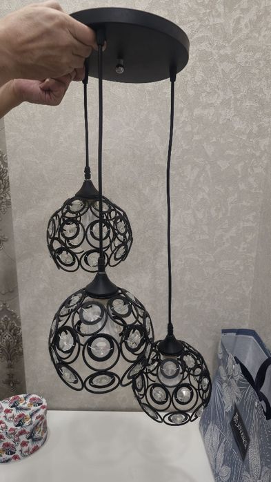 Продам люстру в хорошем состоянии