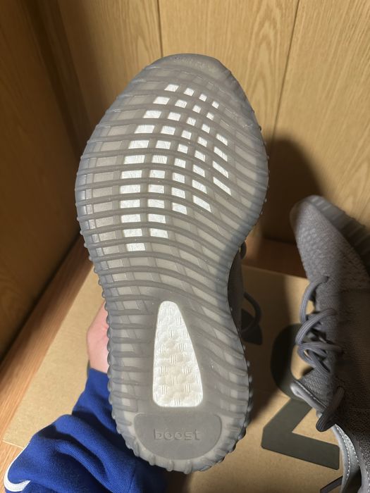 Adidas Yeezy Boost 350 V2