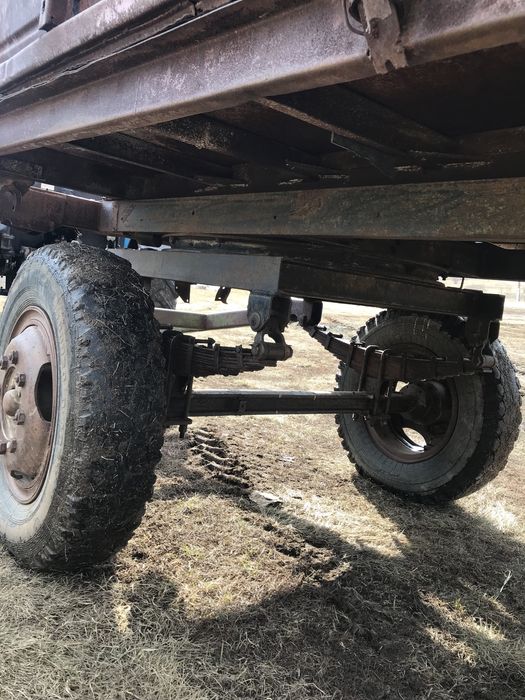 Прицеп зил бортовой.