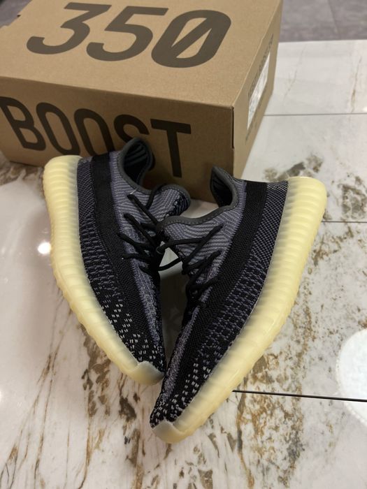 Adidas Yeezy Boost 350 V2