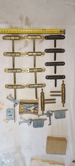 Петли оконные мебельные