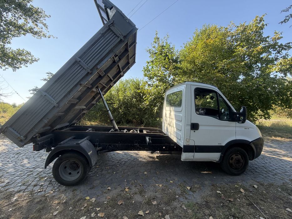 Iveco Daily 35C12 — an 2008 — propietar de 6 ani