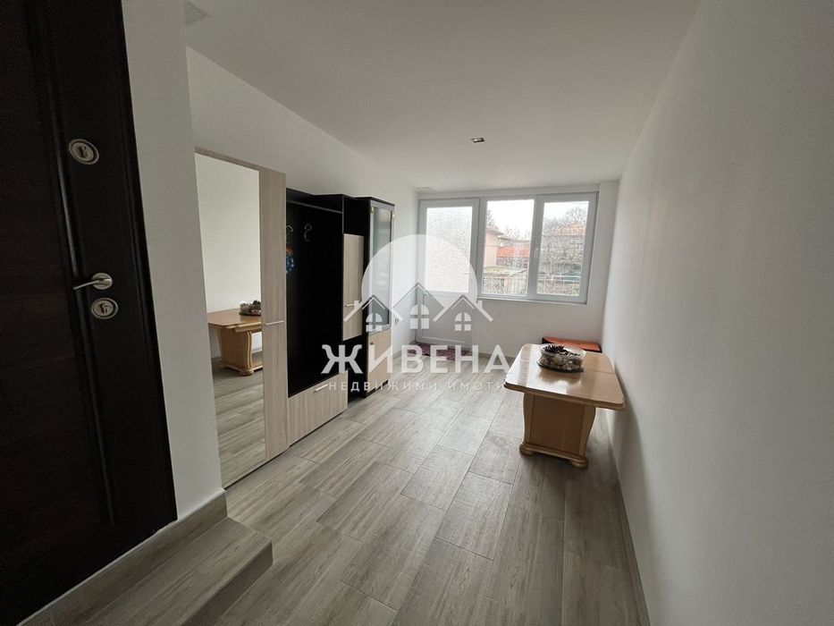 Дава се под наем Многостаен апартамент в с. Тополи, Област Варна - 140 кв.м за 409 € - Снимка #10