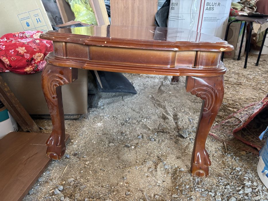 Журнальный столик